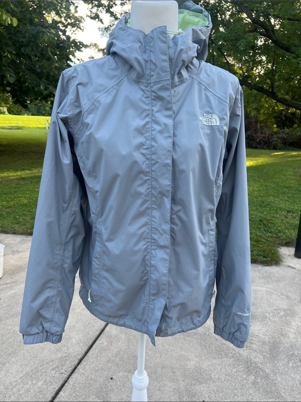 The North Face DryVent Hooded Rain Jacket -Size Medium -Grey/ light green